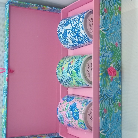 LILLY PULITZER VOTIVE CANDLE SET - Picture 3 of 13